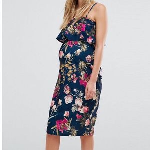 Maternity dress size 4